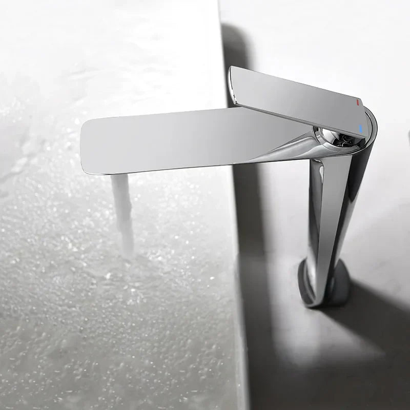 Robinet Vasque Bec Haut Design Moderne Élégance Épurée – Kaléo