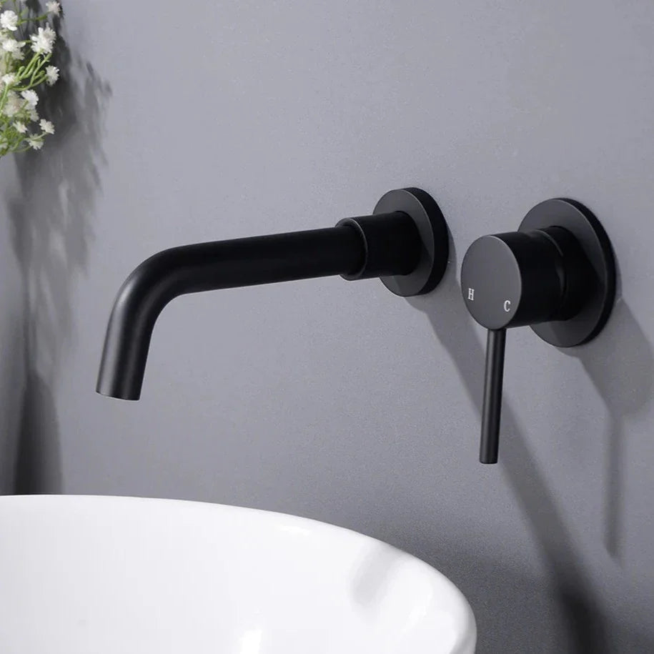Robinet Mural Salle de Bain Laiton Design Élégant Durable – Solvane