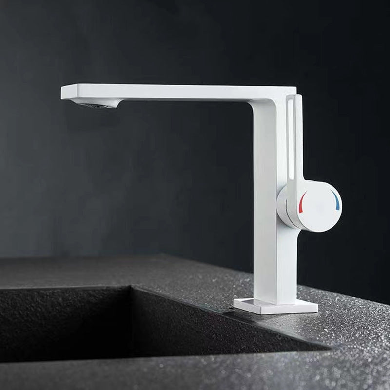 Robinet Lavabo Laiton Doré Design Contemporain Raffiné – Solvane