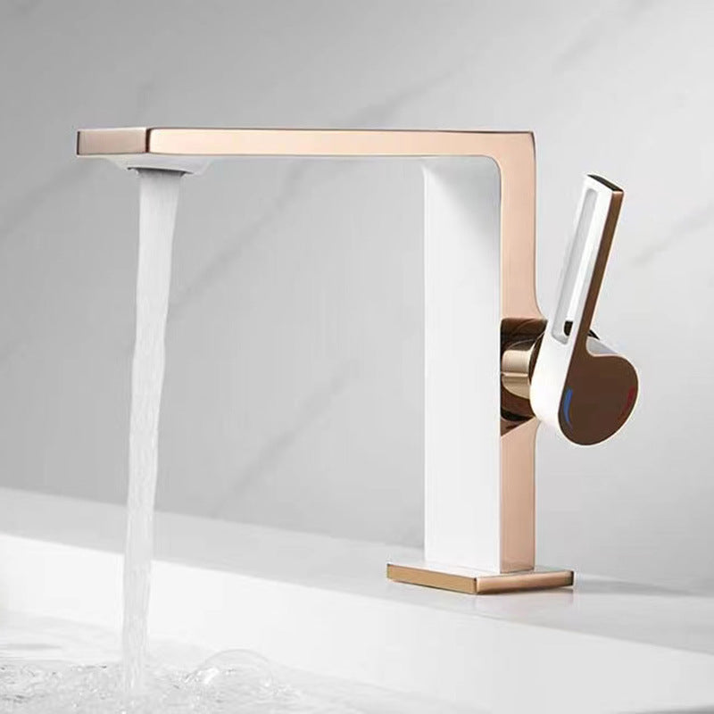 Robinet Lavabo Laiton Doré Design Contemporain Raffiné – Solvane