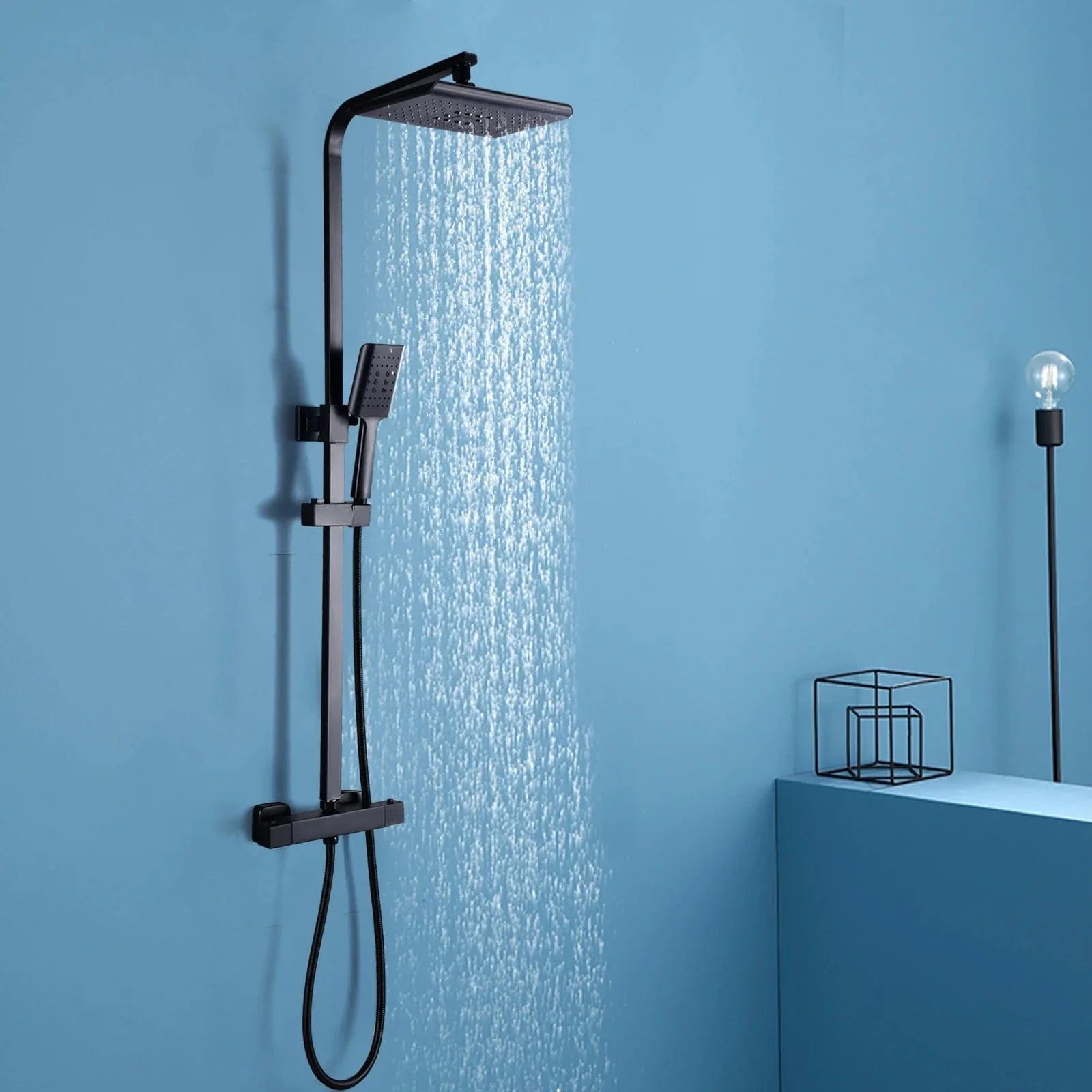 Colonne de Douche Thermostatique Carrée Noir et Blanc Anti-Brûlure – Thermya