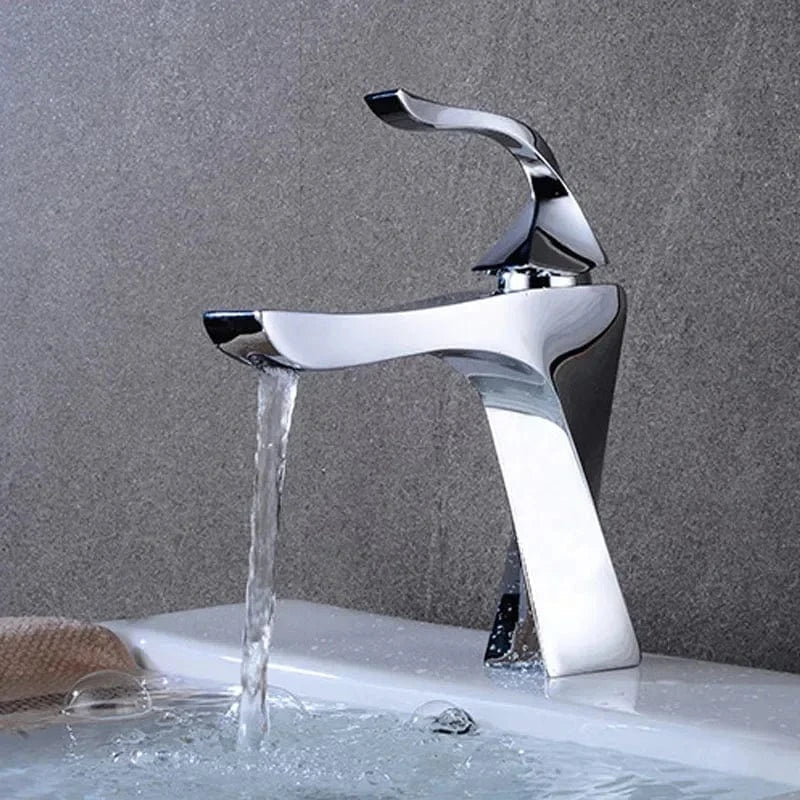 Douchette Lavabo Or Design Nordique Rinçage Tout en Douceur – Kaléo