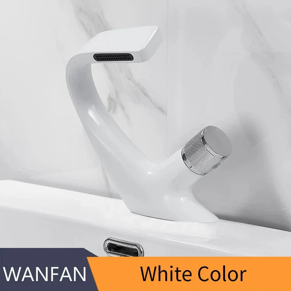 Mitigeur Lavabo Cascade Flux Large et Silencieux Design Épuré – Solvane