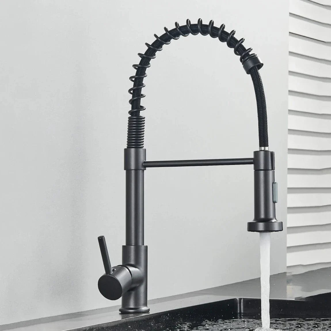 Mitigeur Cuisine Doré avec Douchette Finition Prestige Durable – Cuvéa