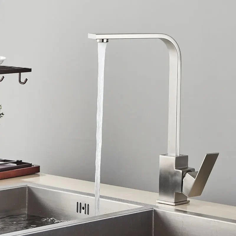 Mitigeur Cuisine Noir Mat Pivotant 360° Liberté de Mouvement – Cuvéa