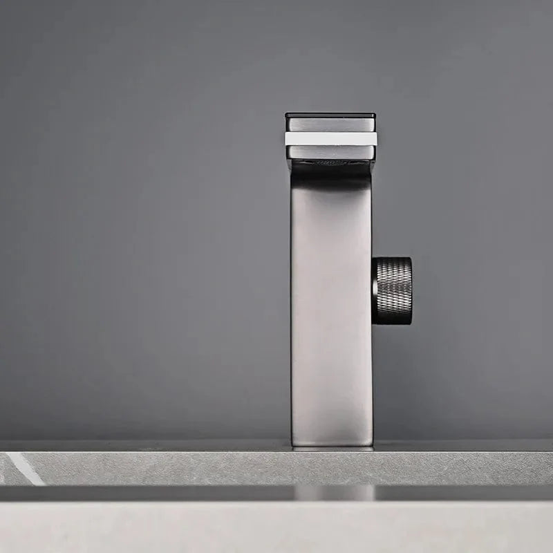Mitigeur Lavabo Design Contemporain Ligne Minimaliste – Solvane