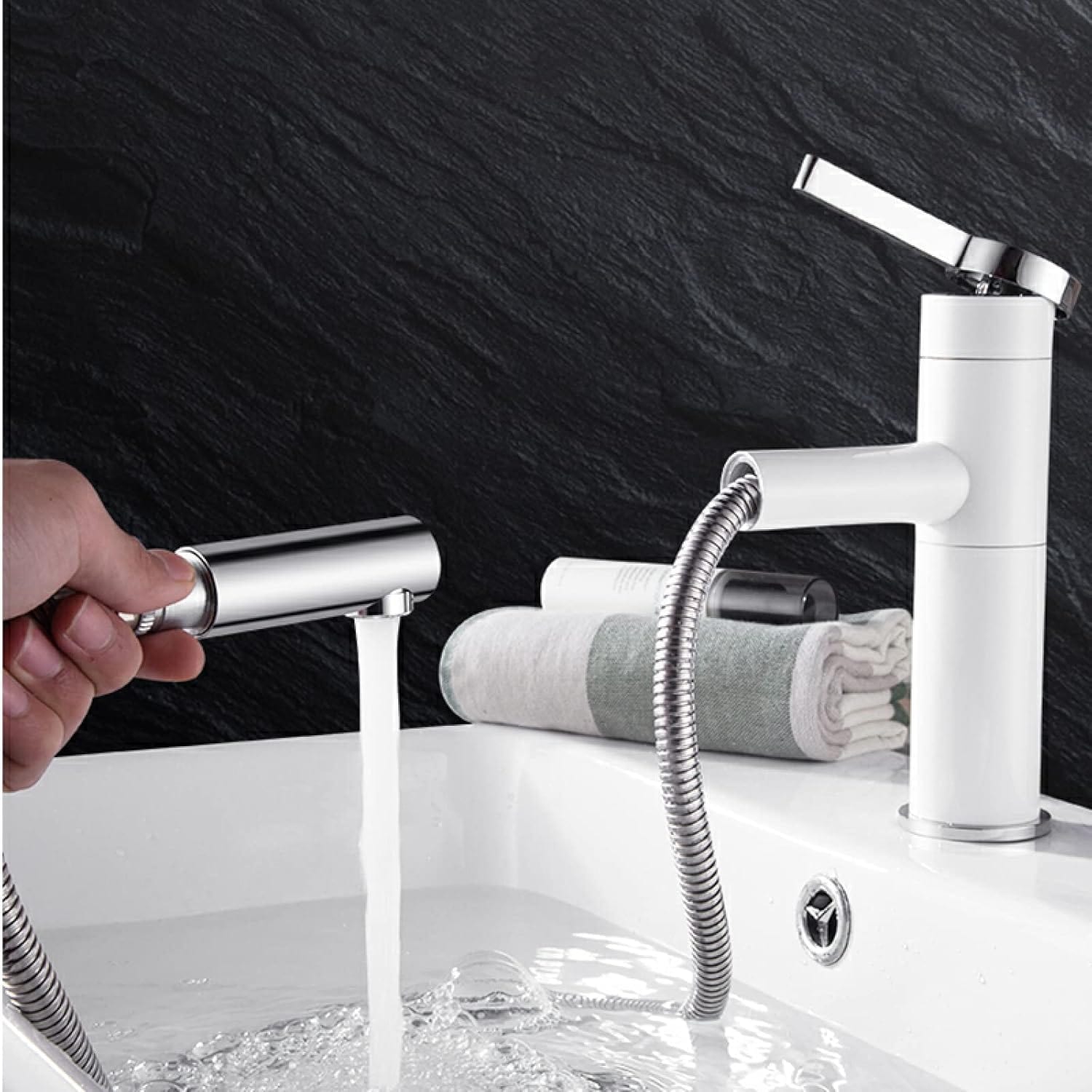 Mitigeur Lavabo avec Douchette Polyvalence au Quotidien – Solvane