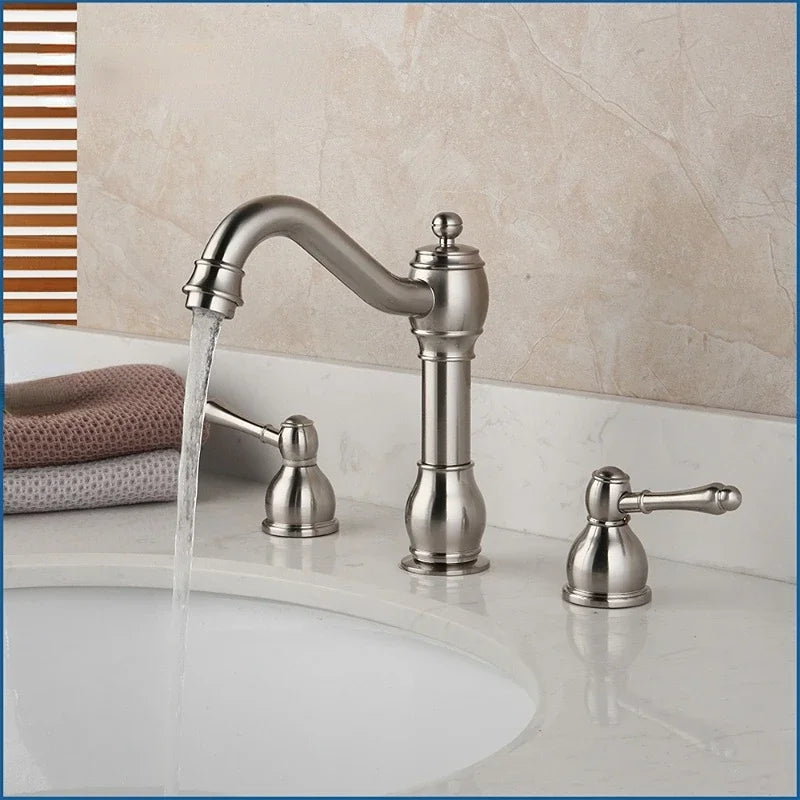Robinet Lavabo Mélangeur 3 Trous Réglage Précis Élégance Classique – Solvane