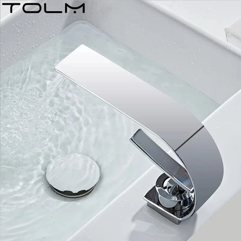 Robinet Cascade Lavabo Noir Flux Large Design Moderne – Solvane