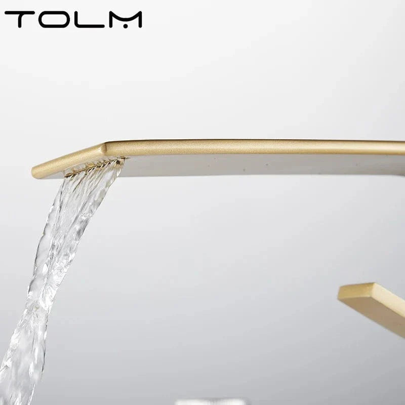 Robinet Cascade Lavabo Noir Flux Large Design Moderne – Solvane