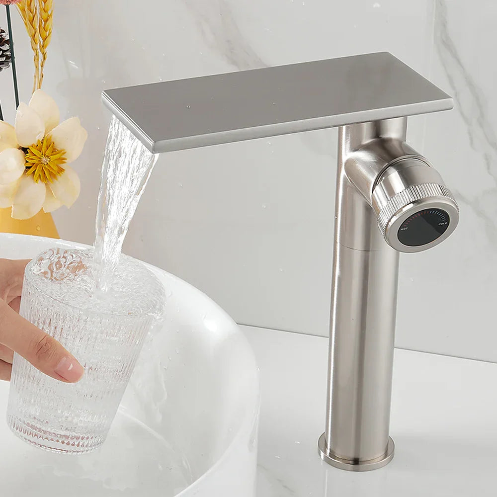 Robinet Cascade Salle de Bain Chromé Laiton Flux Large Apaisant – Solvane