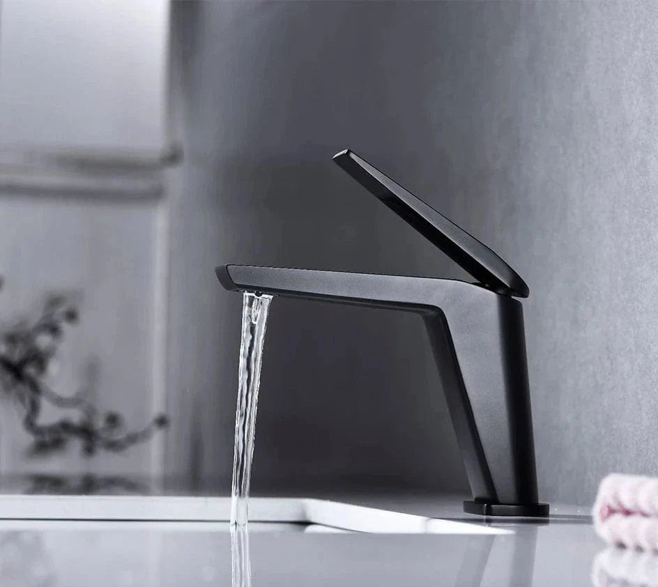 Robinet Lavabo Noir Laiton Massif Finition Durable Moderne – Solvane