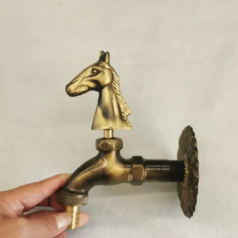 Robinet Extérieur Décoratif Animal Doré Jardin Élégant et Unique – Terravia
