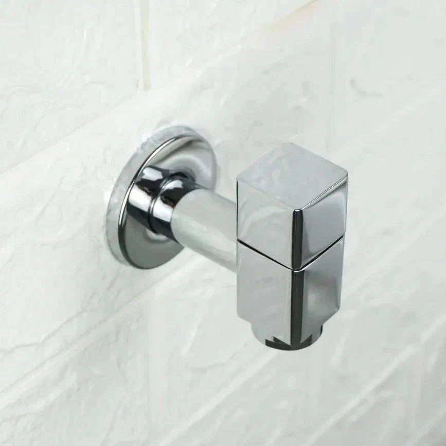Robinet Extérieur Cubique Mural Chromé Design Élégant Jardin – Terravia