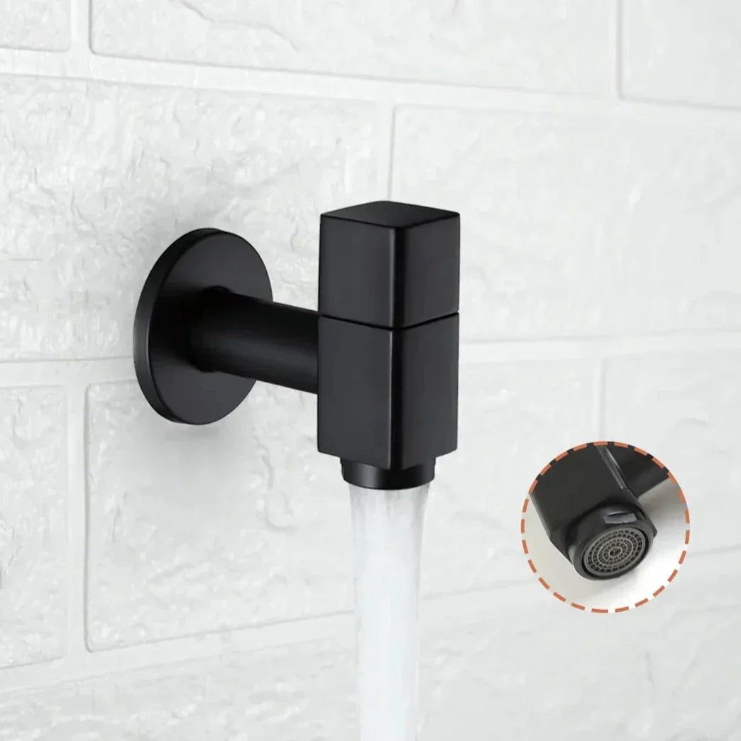 Robinet Extérieur Cubique Mural Noir Ligne Contemporaine Jardin – Terravia