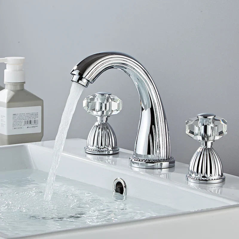 Robinet Lavabo 3 Trous Chromé Contrôle Précis Élégance Durable – Solvane