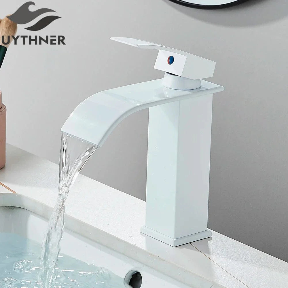 Robinet Lavabo Cascade Écoulement Apaisant Salle de Bain Raffinée – Solvane