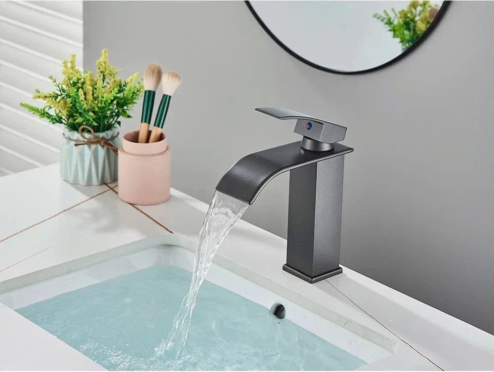 Robinet Lavabo Cascade Écoulement Apaisant Salle de Bain Raffinée – Solvane