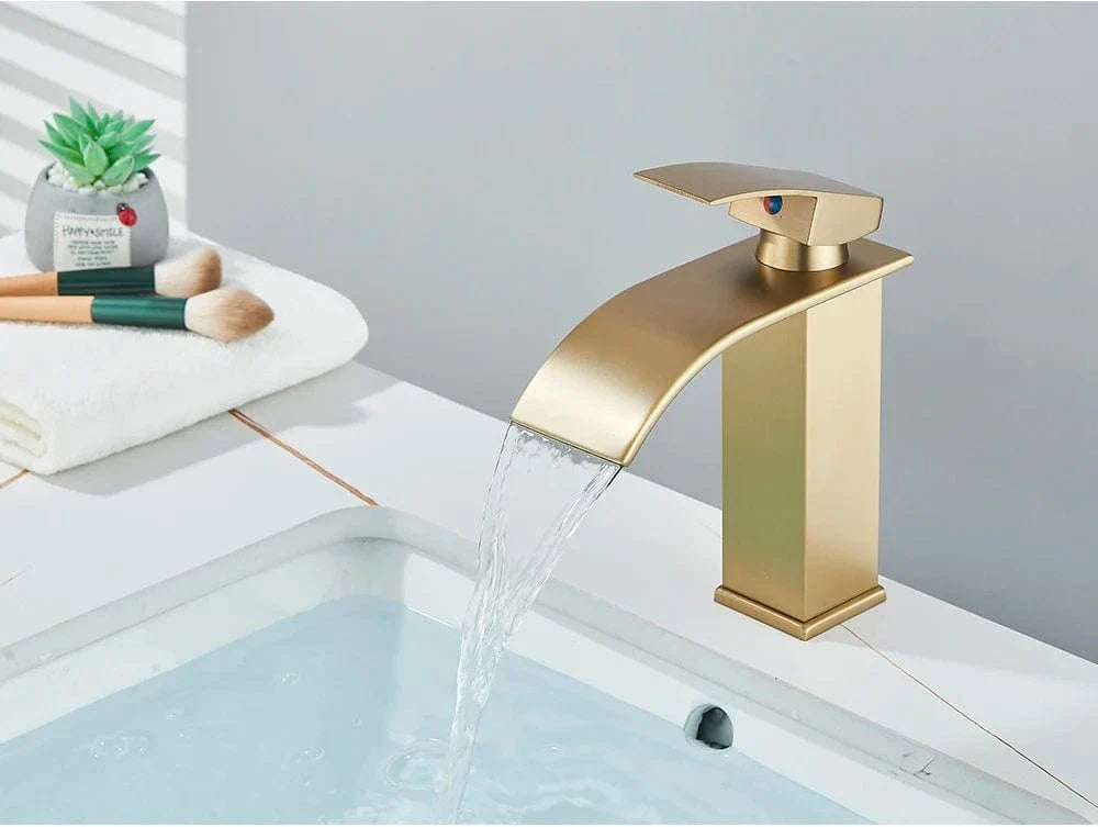 Robinet Lavabo Cascade Écoulement Apaisant Salle de Bain Raffinée – Solvane