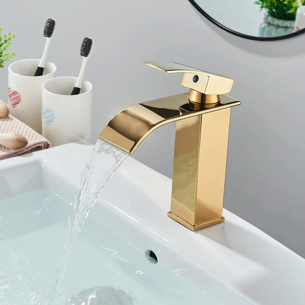 Robinet Lavabo Cascade Écoulement Apaisant Salle de Bain Raffinée – Solvane