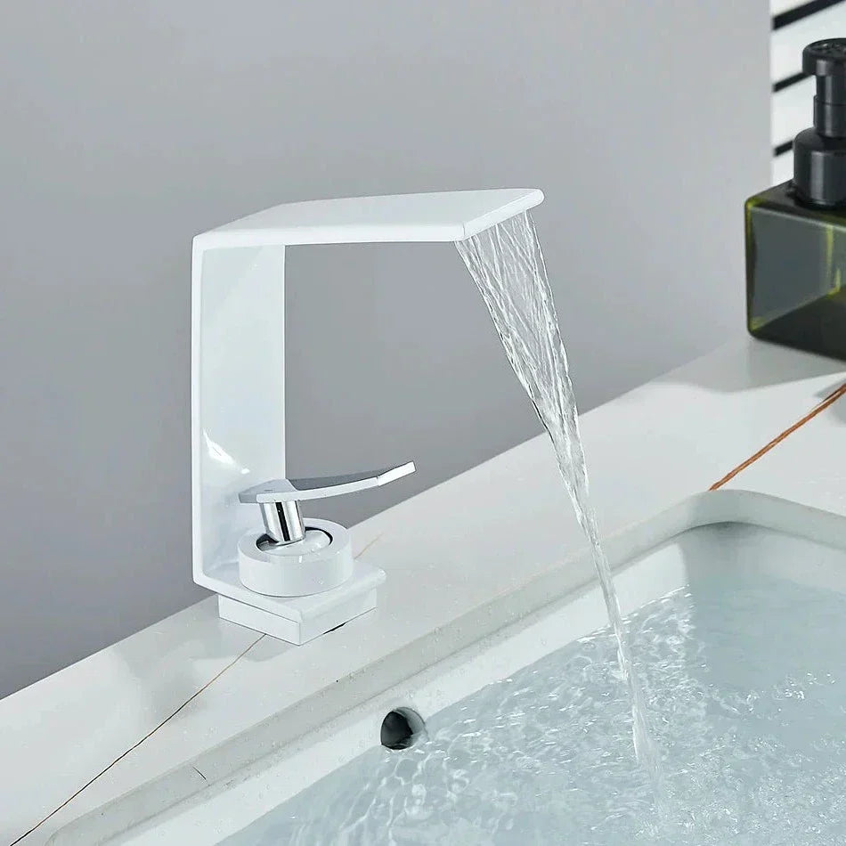 Robinet Lavabo Cascade Blanc Flux Large Élégance Lumineuse – Solvane