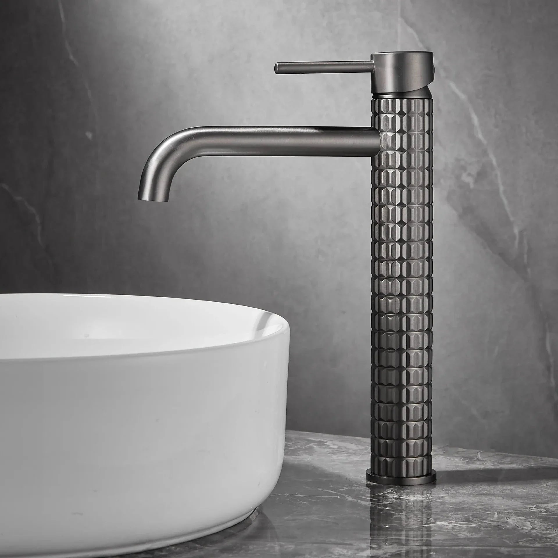 Robinet Lavabo Doré Finition Brossée Éclat Sans Reflet – Solvane