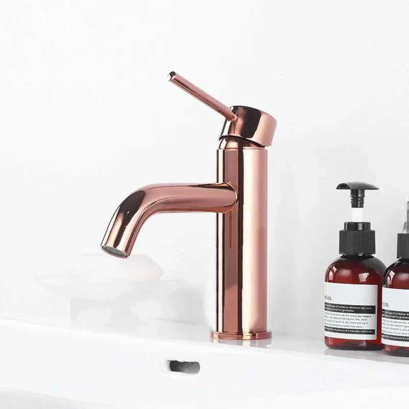 Robinet Lavabo Or Brossé Allure Luxe Finition Résistante – Solvane