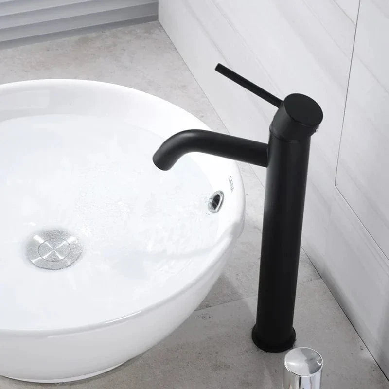 Robinet Lavabo Or Brossé Allure Luxe Finition Résistante – Solvane