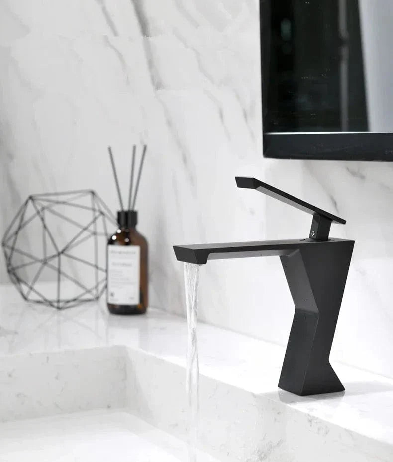 Robinet Lavabo Cascade Chromé Flux Large Élégance Moderne – Solvane