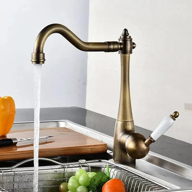 Robinet Cuisine Rétro Laiton Brossé Pivotant 360° Charme Ancien – Cuvéa