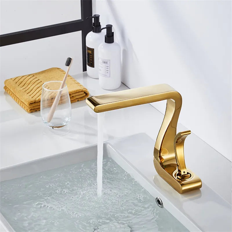 Robinet Salle de Bain Ondulé Doré Finition Luxueuse Design Fluide – Solvane