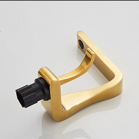 Robinet Salle de Bain Ondulé Doré Finition Luxueuse Design Fluide – Solvane